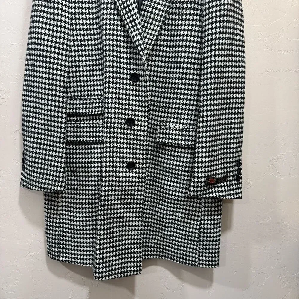 New Signature Collection Houndstooth Super 150’s High Twist Modern Fit Car Coat